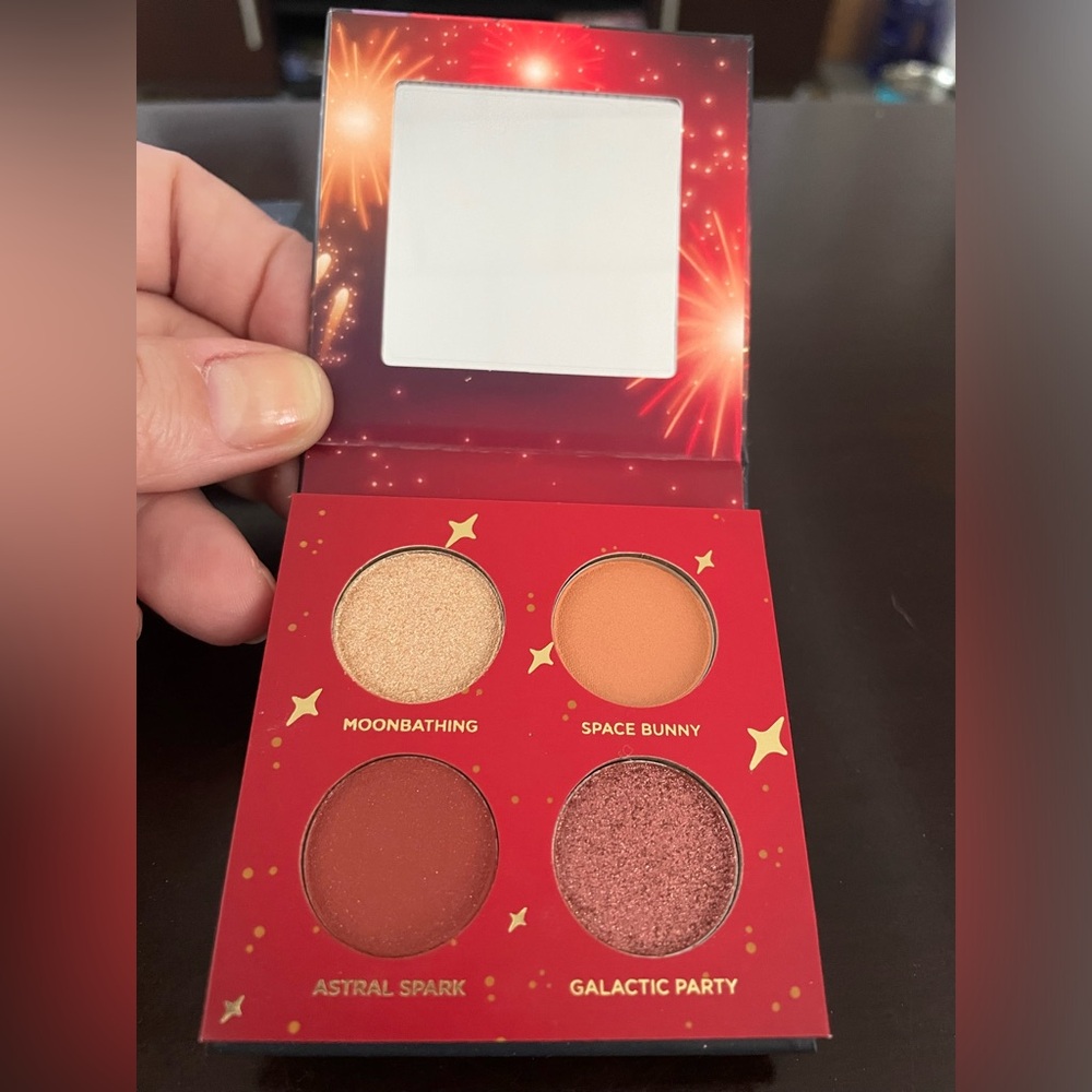Urban Decay - UD - Robin Eisenber Collaboration - Mini Eyeshadow Pallette